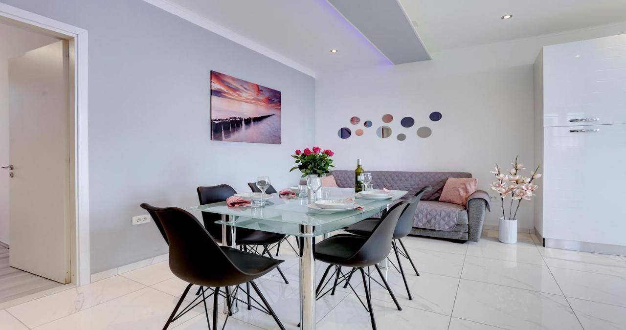 Adorable Apartment Ena Kaštela Екстериор снимка